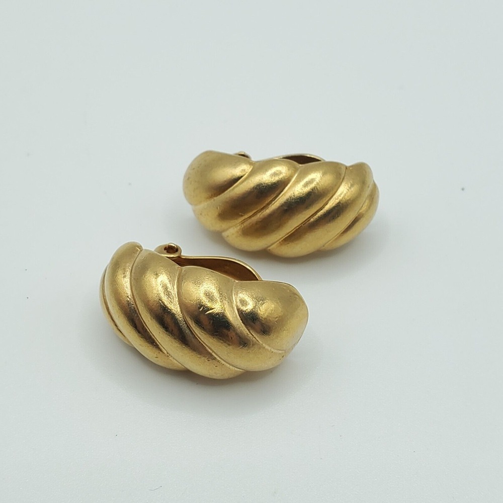 Vintage Vendome Ribbed Clip On Earrings Womens Gold Tone‎ Classic Luxury